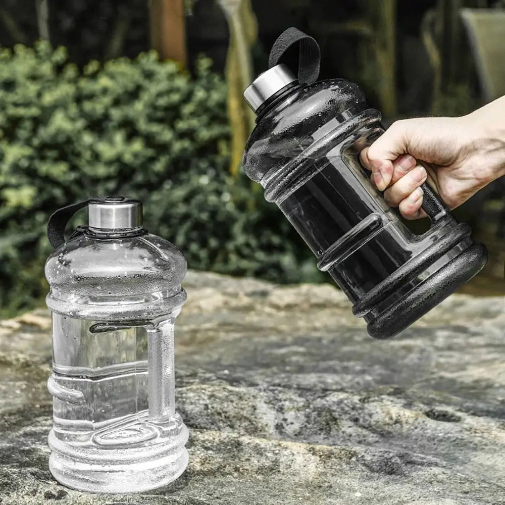 Garrafa de água PETG de grande capacidade (2 litros)